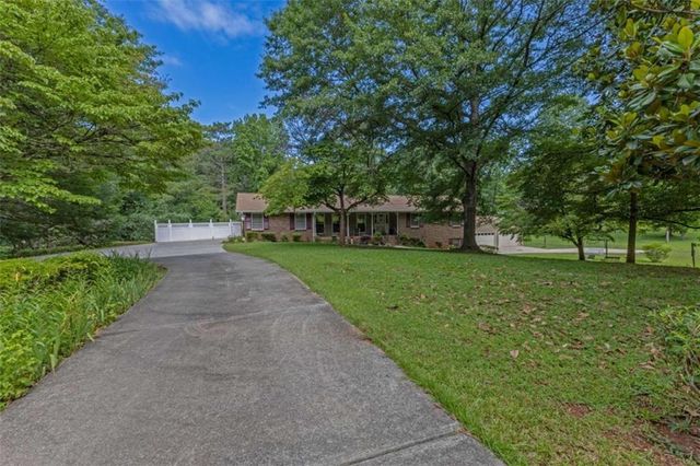 183 Inman Road, Fayetteville, GA 30215