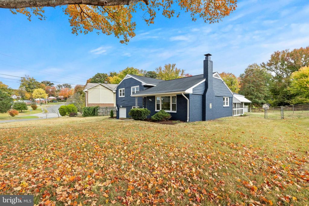 7319 BATH ST, Springfield, VA 22150