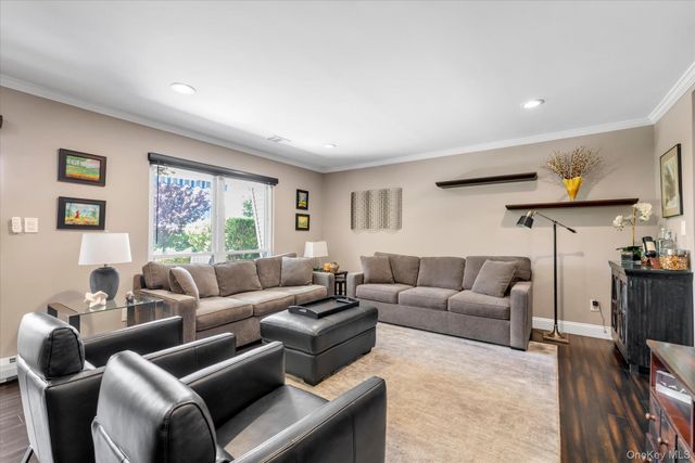 100-70 Baker Court 70, Island Park, NY 11558