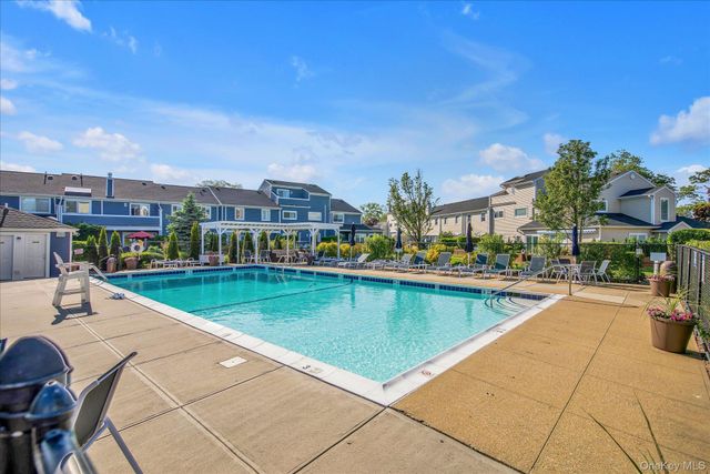 100-70 Baker Court 70, Island Park, NY 11558