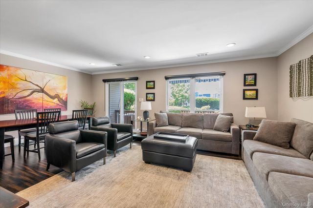 100-70 Baker Court 70, Island Park, NY 11558