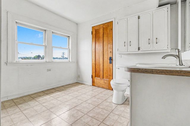 289 S Pick Avenue, Elmhurst, IL 60126