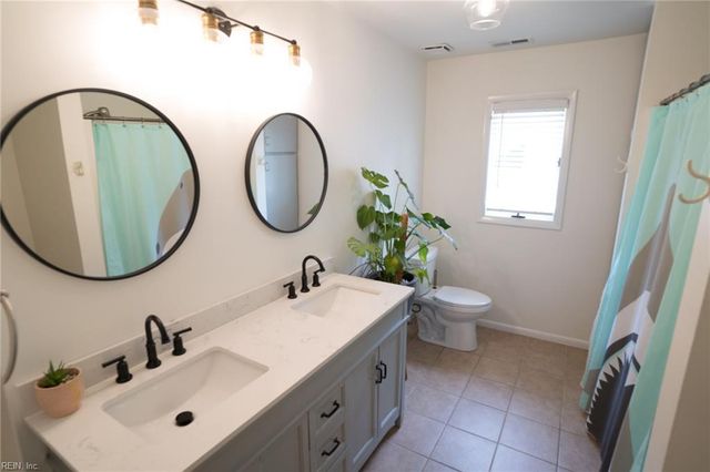 2709 Poinciana DR, Virginia Beach, VA 23451