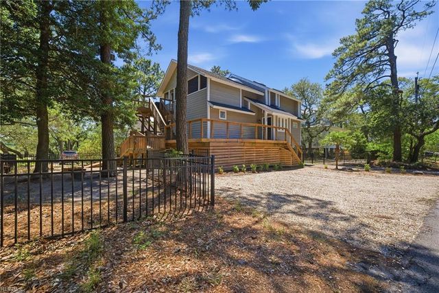 2709 Poinciana DR, Virginia Beach, VA 23451