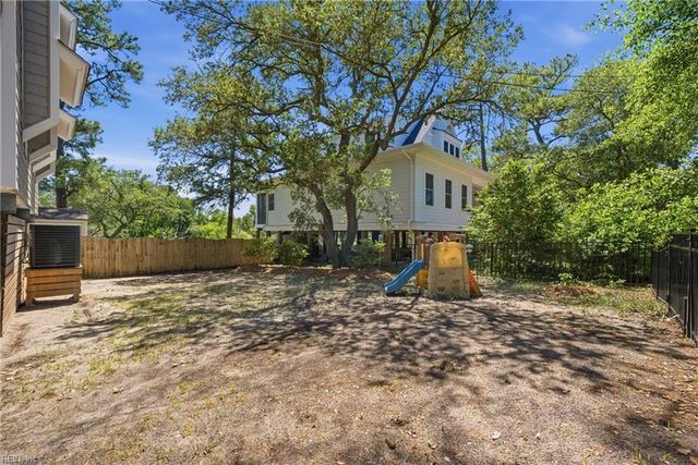 2709 Poinciana DR, Virginia Beach, VA 23451