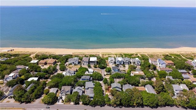 2709 Poinciana DR, Virginia Beach, VA 23451
