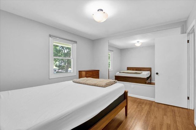 8 Deborah Drive, South Burlington, VT 05403