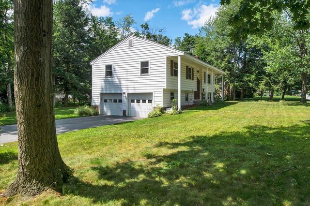 8 Deborah Drive, South Burlington, VT 05403