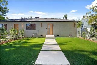 6935 Jellico Avenue, Los Angeles, CA 91406