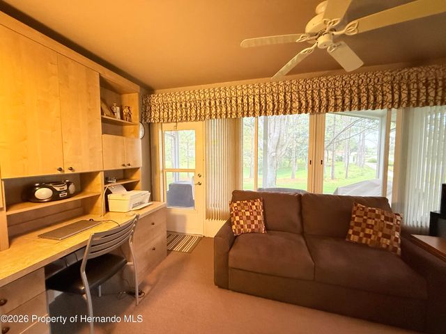 265 Center Oak Circle, Spring Hill, FL 34609