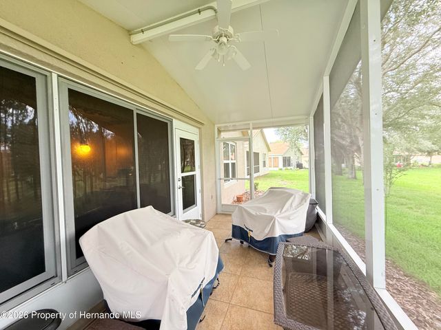 265 Center Oak Circle, Spring Hill, FL 34609