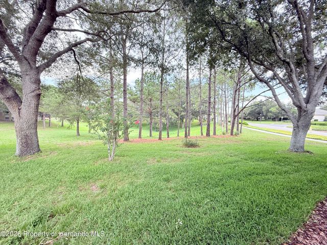 265 Center Oak Circle, Spring Hill, FL 34609