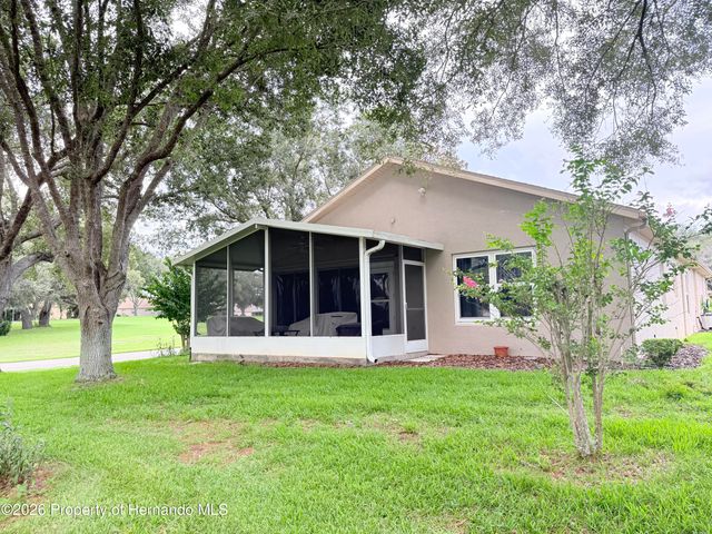265 Center Oak Circle, Spring Hill, FL 34609