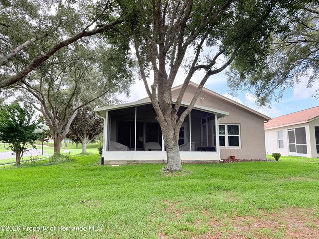 265 Center Oak Circle, Spring Hill, FL 34609