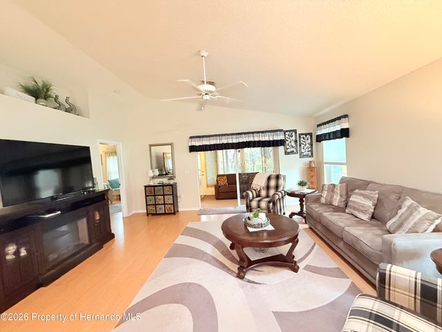 265 Center Oak Circle, Spring Hill, FL 34609
