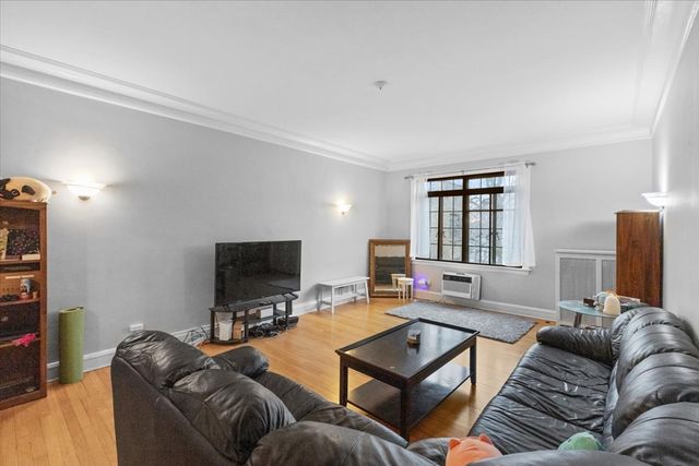 730 NOYES Street K3, Evanston, IL 60201