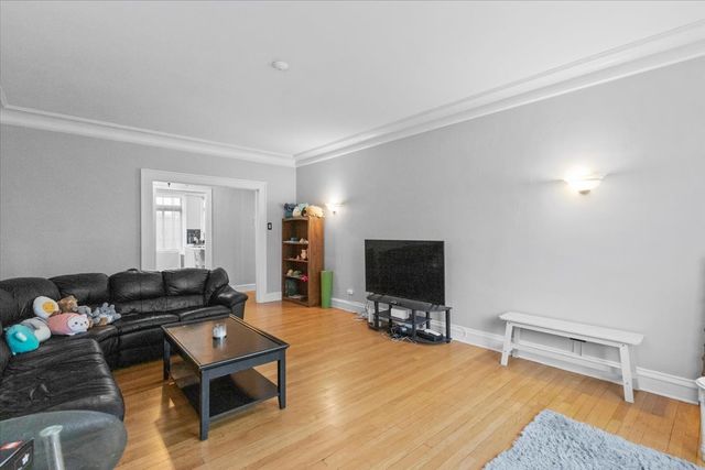 730 NOYES Street K3, Evanston, IL 60201