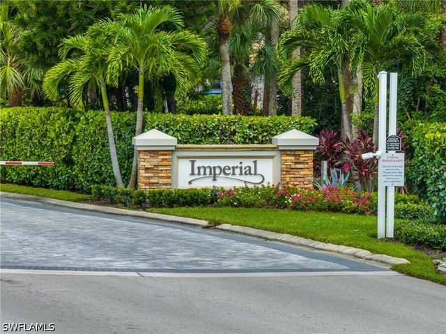 1320 Charleston Square DR 103, Naples, FL 34110