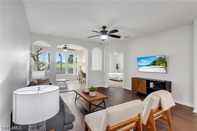 1320 Charleston Square DR 103, Naples, FL 34110