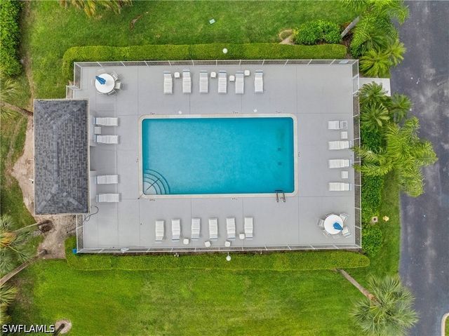 1320 Charleston Square DR 103, Naples, FL 34110