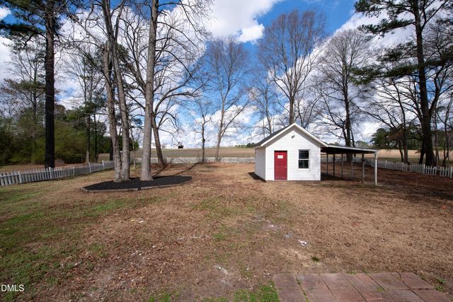 91 Violet Lane, Coats, NC 27521