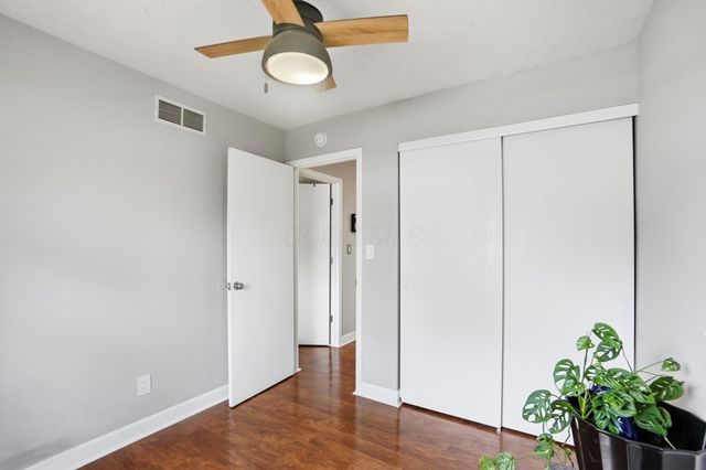 2425 Sanford Drive, Columbus, OH 43235