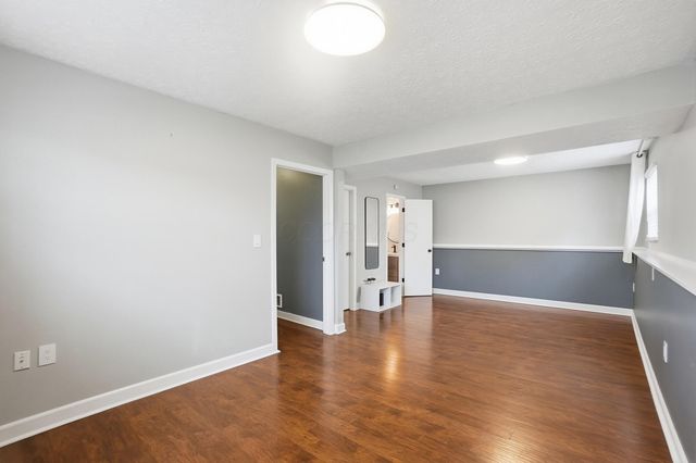 2425 Sanford Drive, Columbus, OH 43235