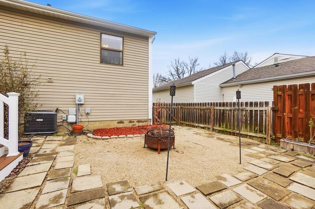 2425 Sanford Drive, Columbus, OH 43235