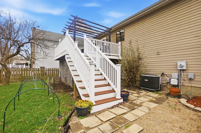 2425 Sanford Drive, Columbus, OH 43235