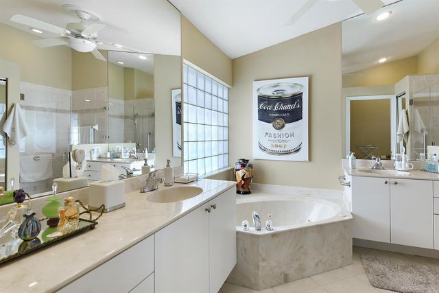 7118 Treviso Lane, Boynton Beach, FL 33472