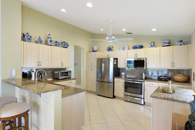 7118 Treviso Lane, Boynton Beach, FL 33472