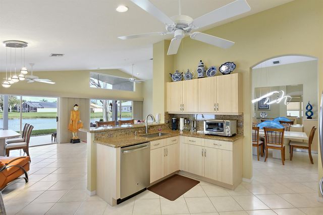 7118 Treviso Lane, Boynton Beach, FL 33472