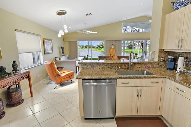 7118 Treviso Lane, Boynton Beach, FL 33472