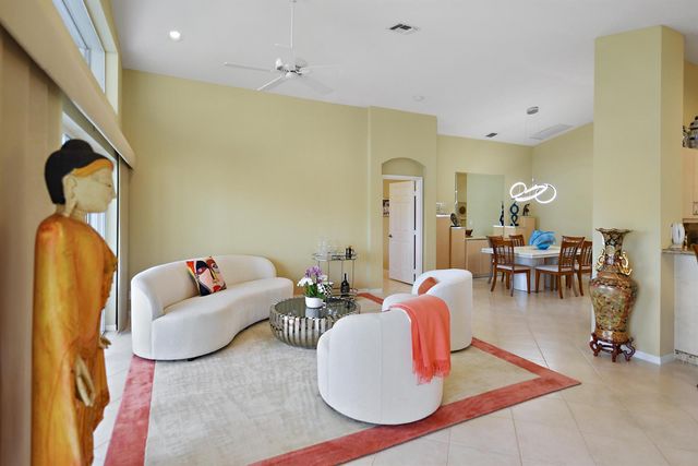 7118 Treviso Lane, Boynton Beach, FL 33472