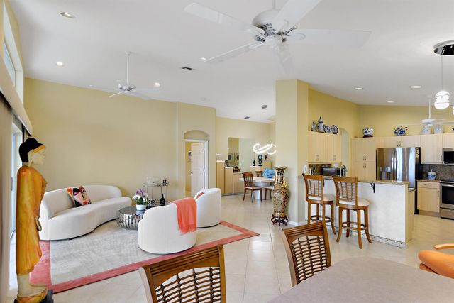 7118 Treviso Lane, Boynton Beach, FL 33472