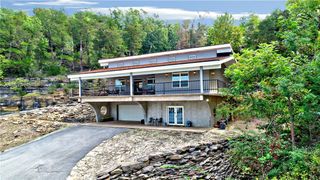 8875 Garrison Road, Rogers, AR 72756