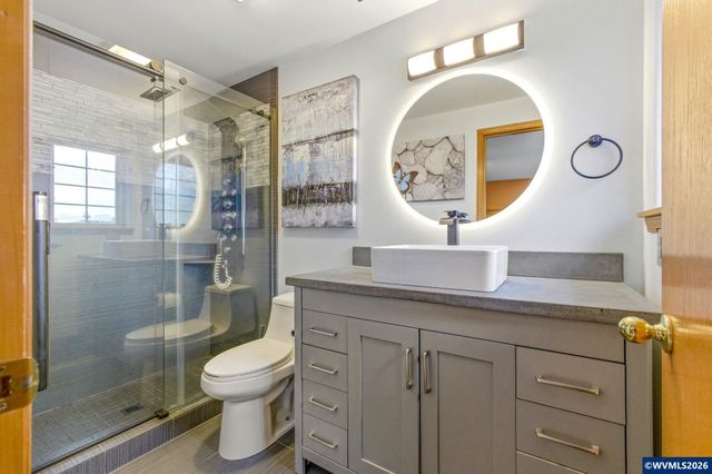 4820 Rebecca St NE, Salem, OR 97305