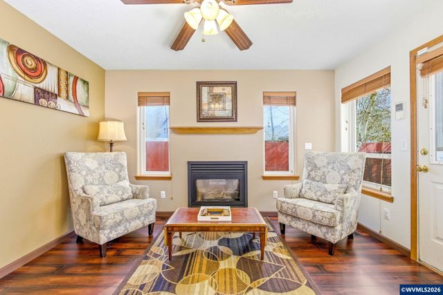 4820 Rebecca St NE, Salem, OR 97305