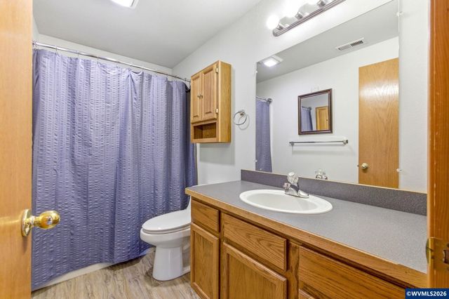 4820 Rebecca St NE, Salem, OR 97305