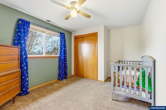 4820 Rebecca St NE, Salem, OR 97305