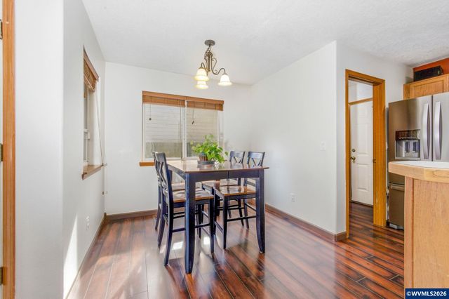 4820 Rebecca St NE, Salem, OR 97305