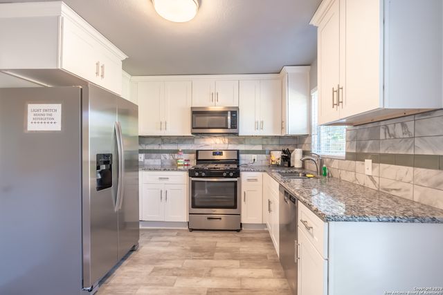 231 BARBARA, San Antonio, TX 78216