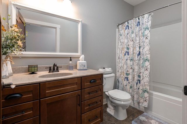 8026 107th AVENUE, Pleasant Prairie, WI 53158