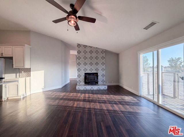 1401 60th Street, Rosamond, CA 93560