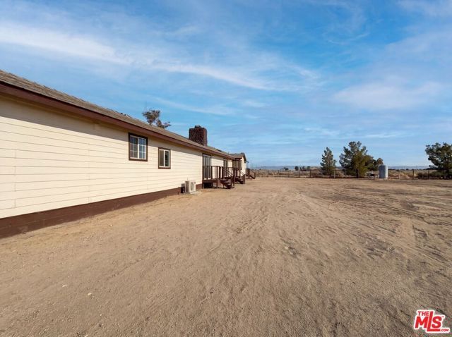 1401 60th Street, Rosamond, CA 93560
