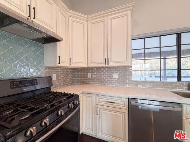 1401 60th Street, Rosamond, CA 93560