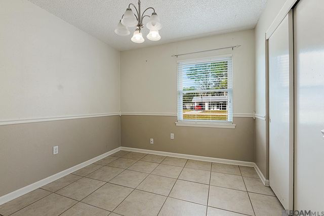 1878 Denver Dr, Baton Rouge, LA 70810