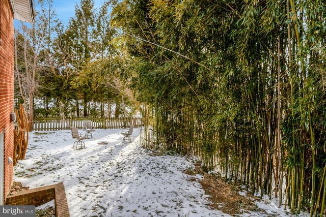 8904 CAMFIELD DR, Alexandria, VA 22308