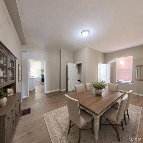6730 Vermont Avenue, St Louis, MO 63111