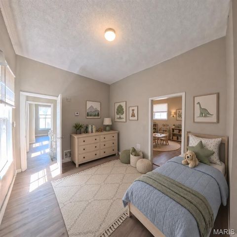 6730 Vermont Avenue, St Louis, MO 63111